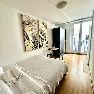 Kamer met een Queen Size Bed